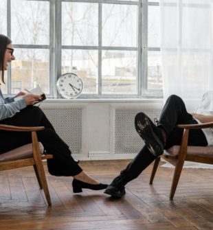 Hvordan en psykolog kan hjælpe med at skabe positiv forandring
