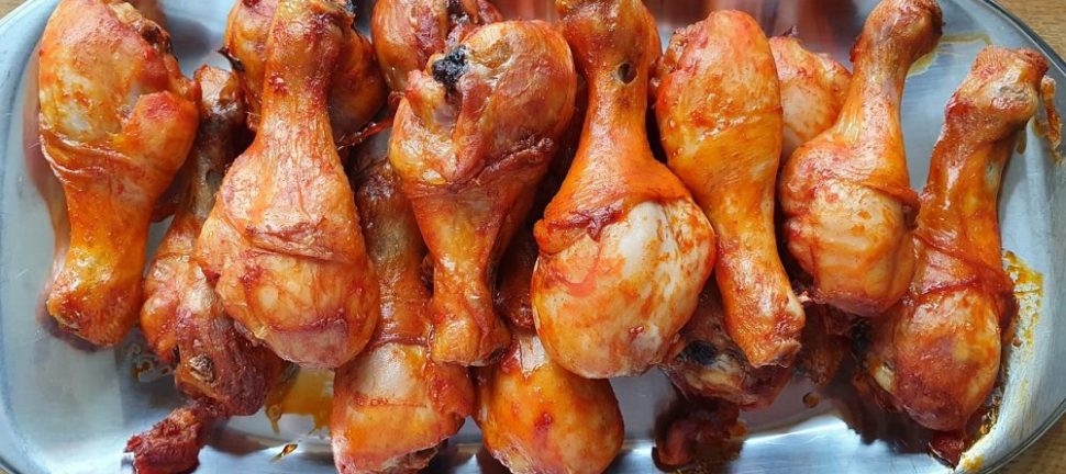 De bedste metoder til at stege en saftig kylling